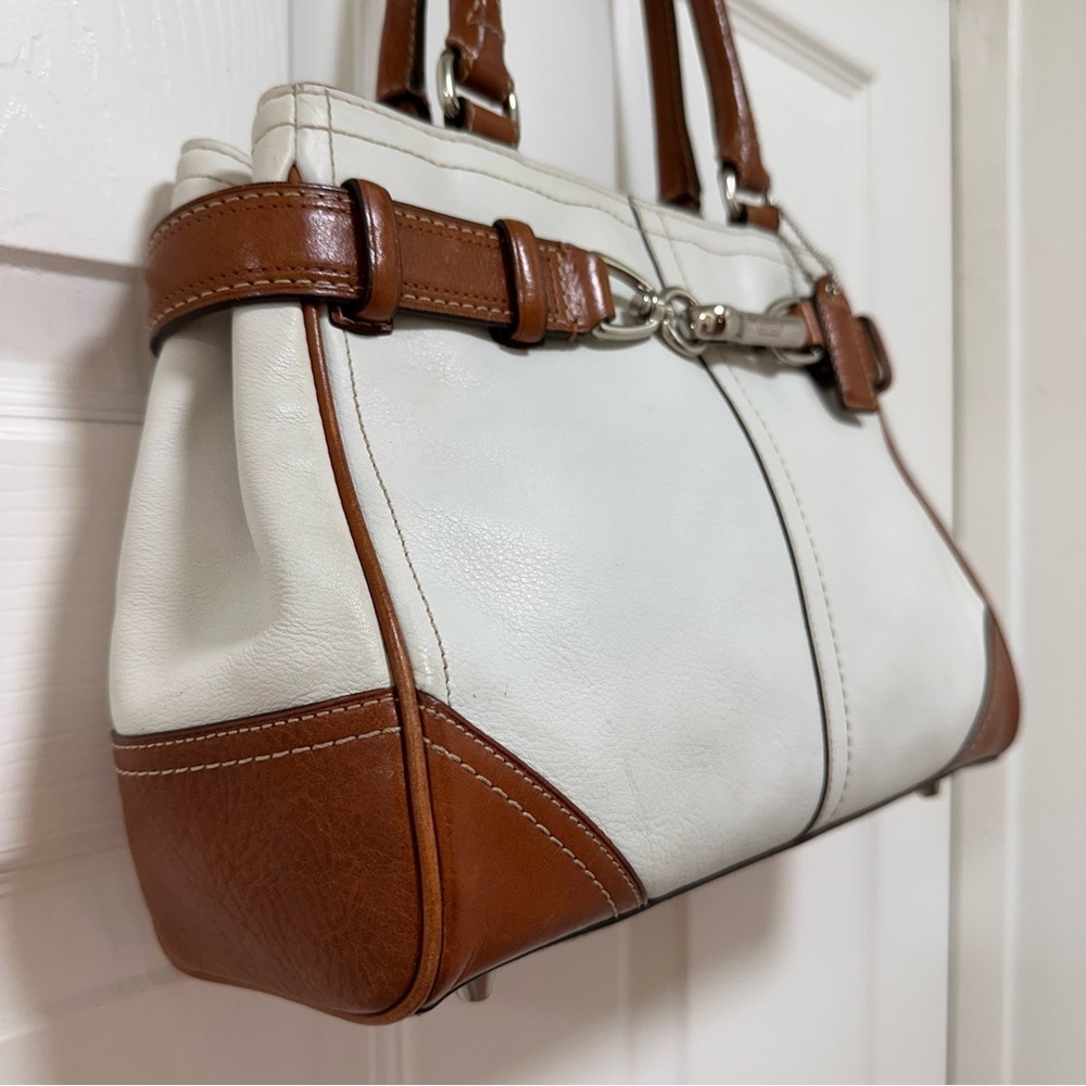Coach Hamptons Satchel White Leather Cognac Trim Dog-Leash Clip Vintage Y2K - Picture 3 of 12